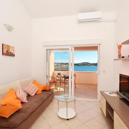 Apartmani Basic Rogoznica Rogoznica  Exteriér fotografie