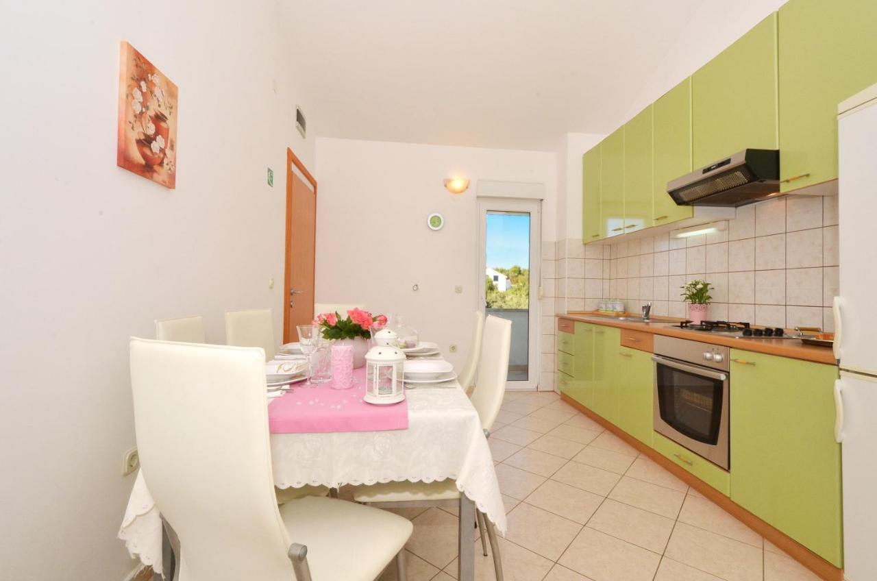 Apartmani Basic Rogoznica Rogoznica  Exteriér fotografie
