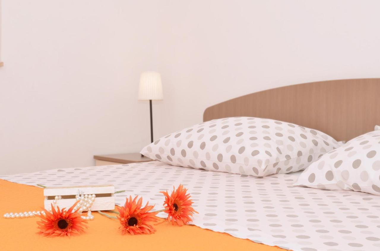 Apartmani Basic Rogoznica Rogoznica  Exteriér fotografie
