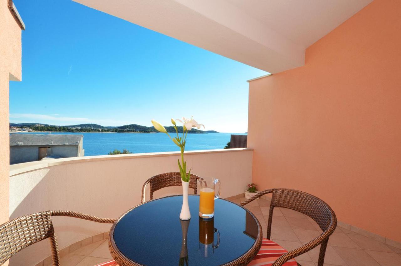 Apartmani Basic Rogoznica Rogoznica  Exteriér fotografie