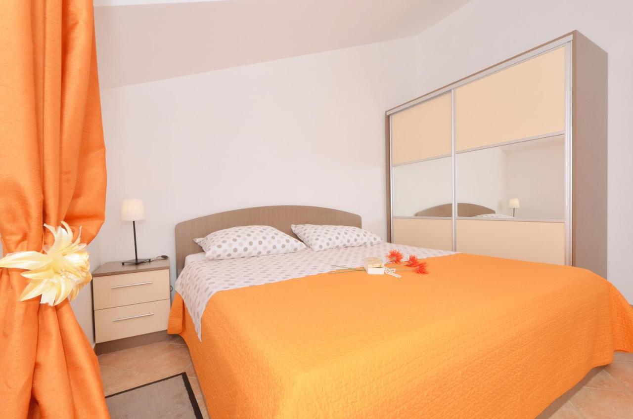 Apartmani Basic Rogoznica Rogoznica  Exteriér fotografie