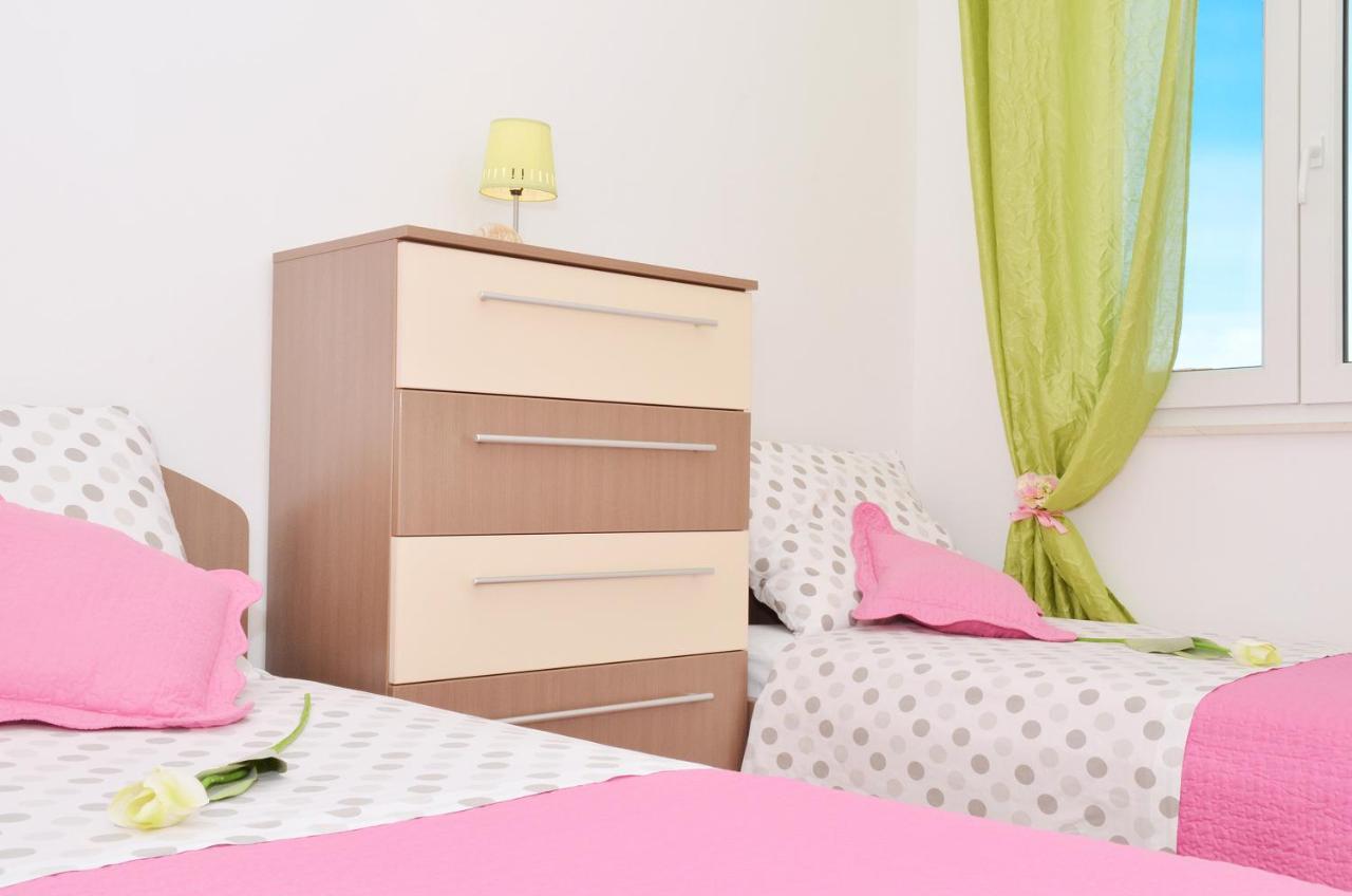 Apartmani Basic Rogoznica Rogoznica  Exteriér fotografie